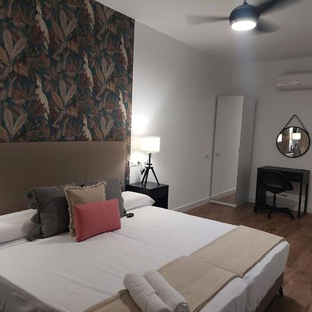 Hostal Garden Rous Paiporta Exterior foto