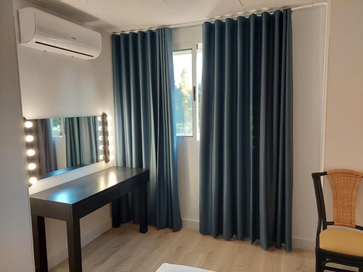 Hostal Garden Rous Paiporta Exterior foto
