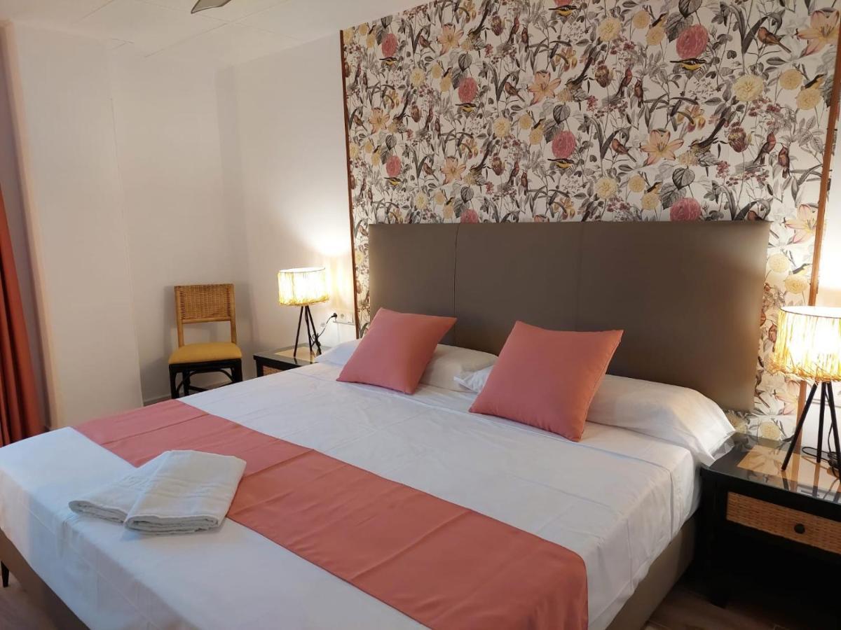 Hostal Garden Rous Paiporta Exterior foto